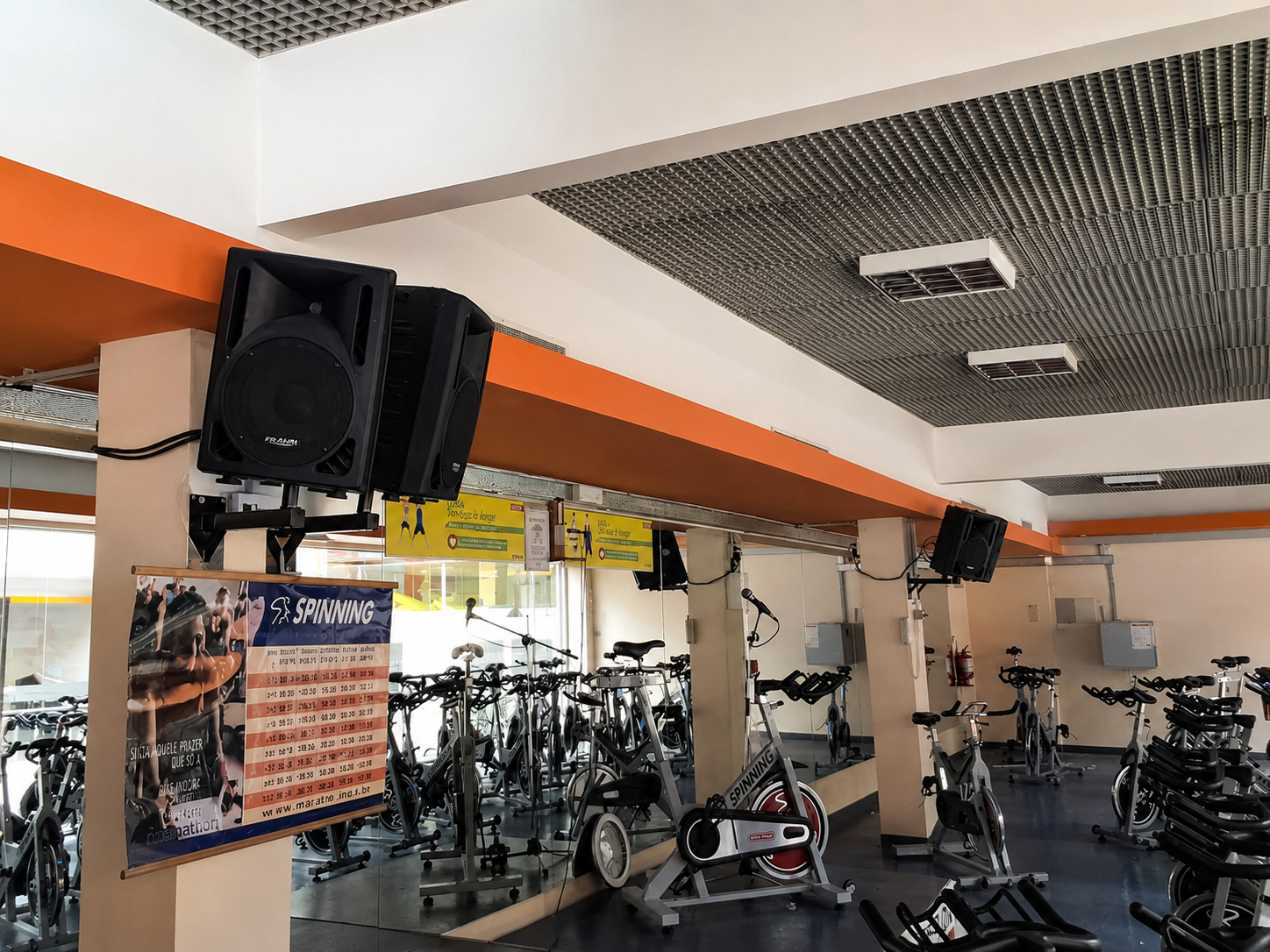 Instalación de audio en sala de spinning